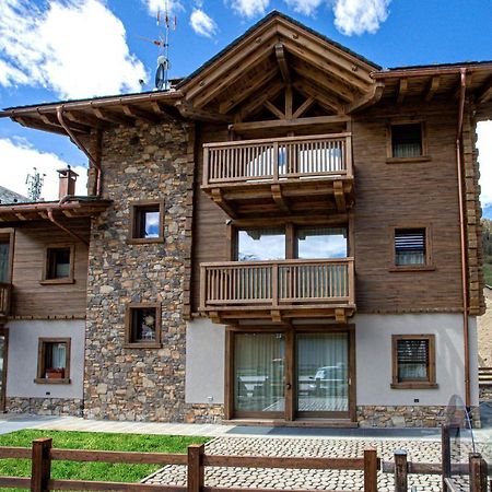 דירות ליביניו Bondi Chalet St Antoni מראה חיצוני תמונה