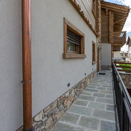 דירות ליביניו Bondi Chalet St Antoni מראה חיצוני תמונה