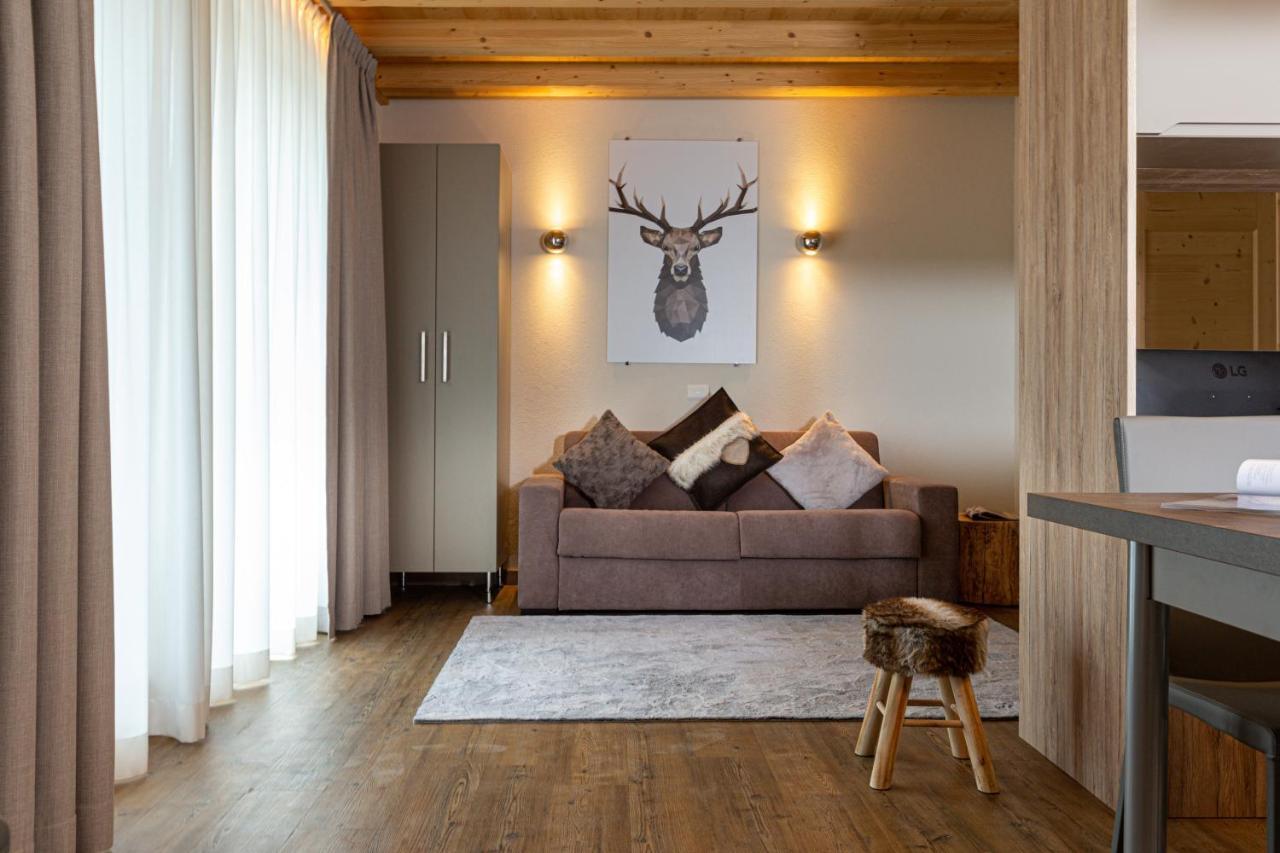 דירות ליביניו Bondi Chalet St Antoni מראה חיצוני תמונה